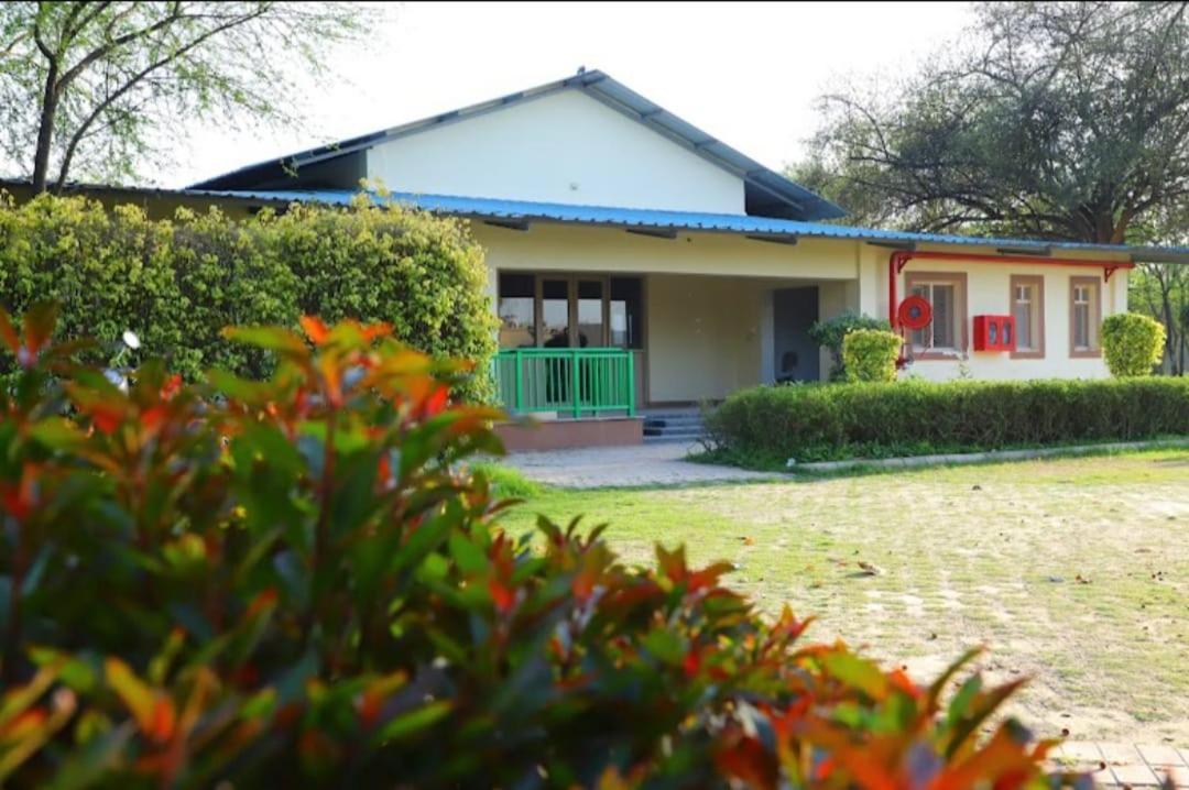Haritma Resort 德里 外观 照片